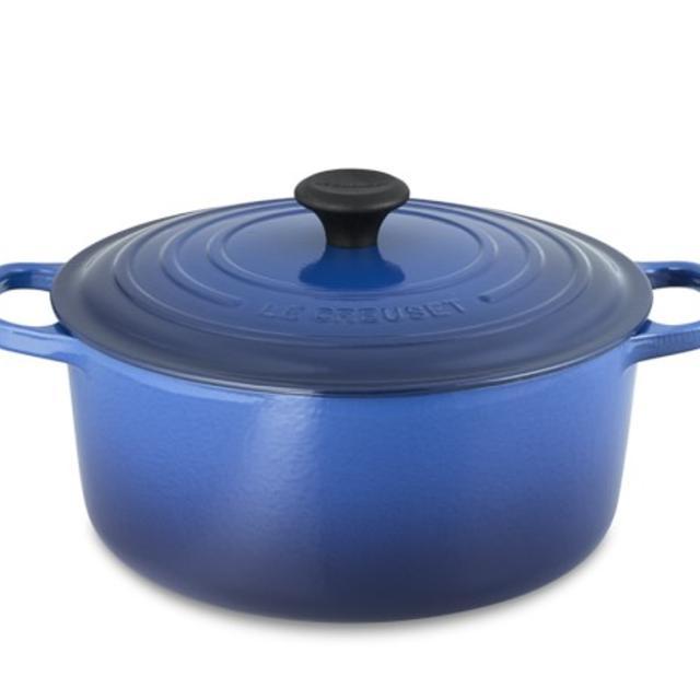 Le Creuset Signature Round Dutch Oven, 7 1/4-Qt., Lapis