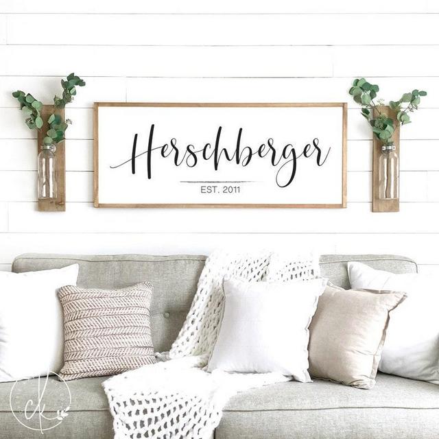 Last Name Sign