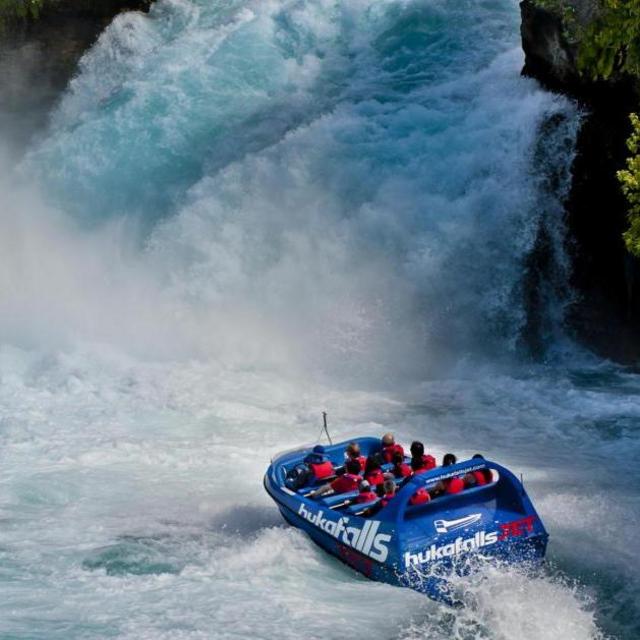 Half Day Lake Taupo Boat Cruise & Jet Boat Tour