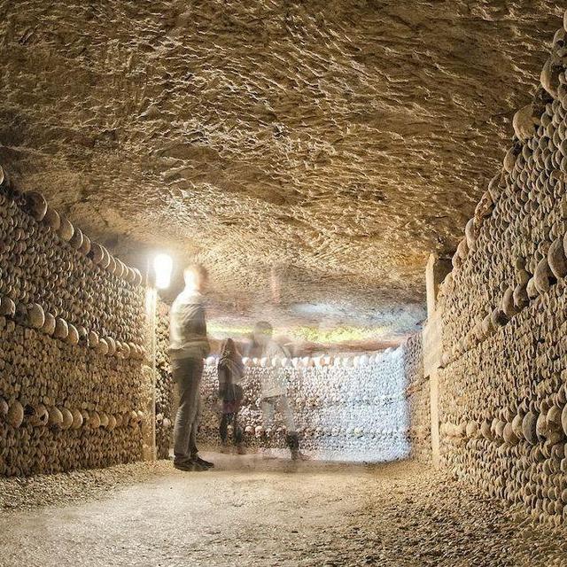 Tickets For Two to Paris Catacombs
