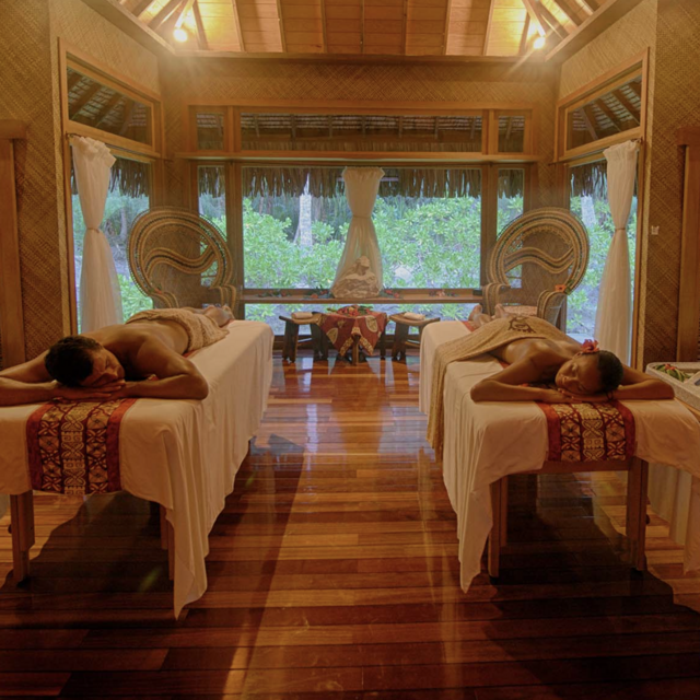 60-Minute Couples Massage (for after long flights!)