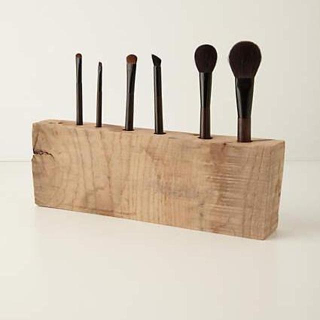 Oakwood Makeup Brush Holder
