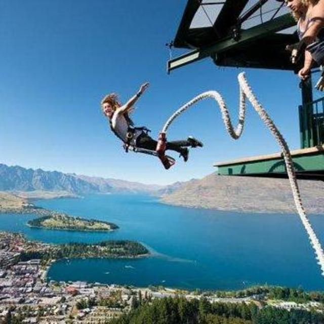 Bungee Jumping in New Zealand