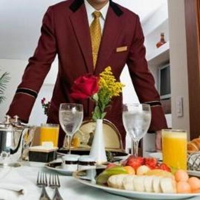 Room Service Breakfast/Lunch