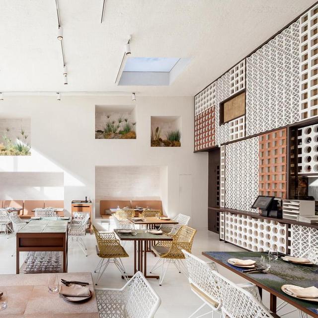 Dinner for 2 at Disfrutar in Barcelona