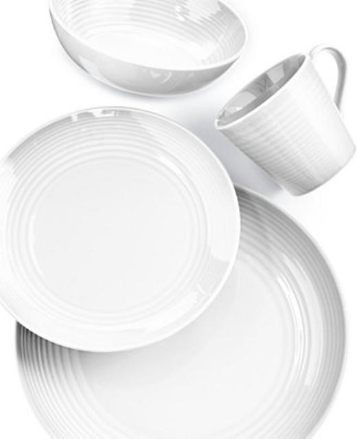 Gordon Ramsay by Royal Doulton Maze White 4-Piece Place Setting