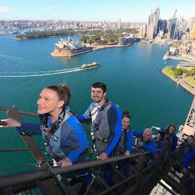 Honeymoon - Sydney Harbor Bridge Climb