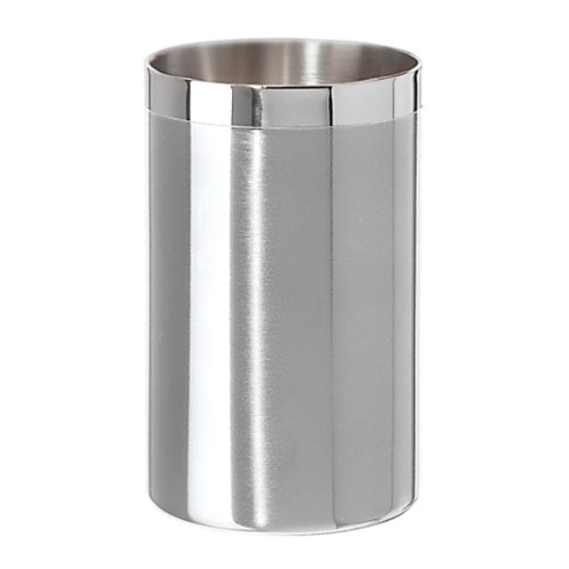 Clair Montgomery	&	Chris Howe