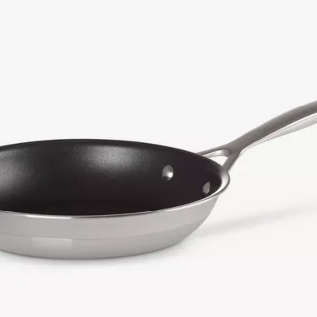 Le Creuset 3-Ply Stainless Steel 20cm Non-Stick Omelette Pan