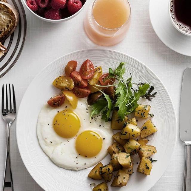 Breakfast in Bed - Four Seasons Hotel