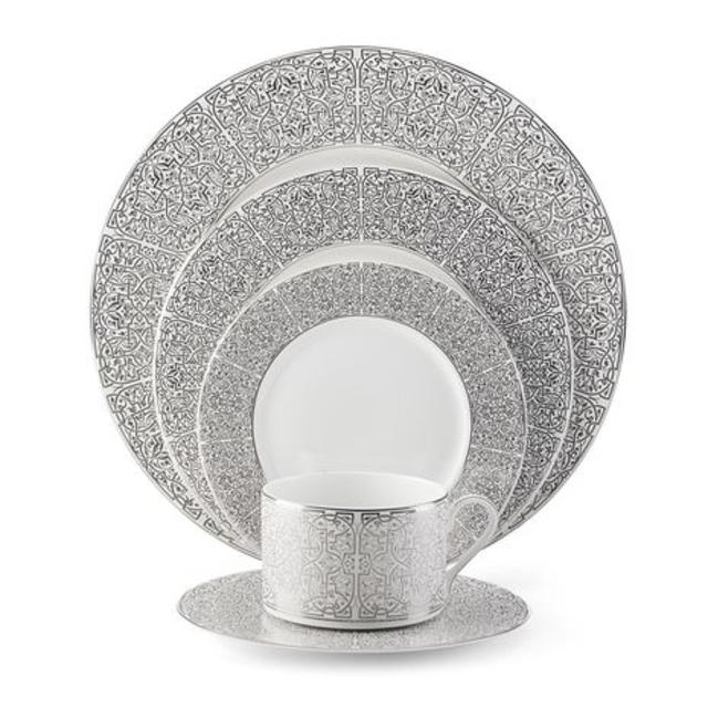 Antonia Blanc 5 Piece Place Setting