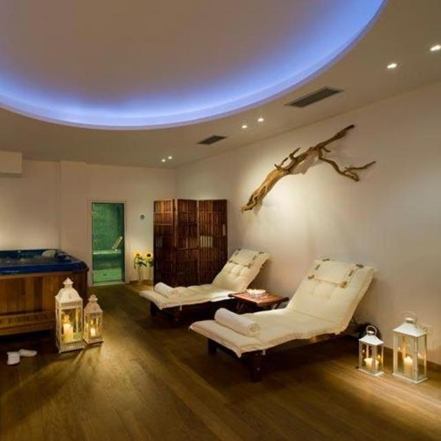 Melian Spa Face and Scalp Massage