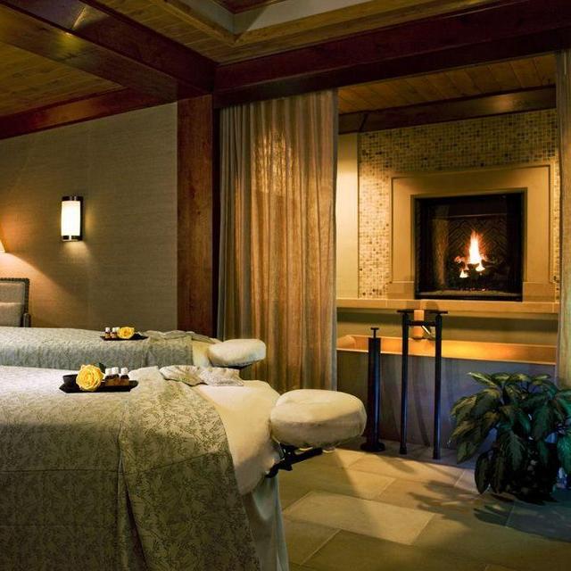 Honeymoon Couples Massage