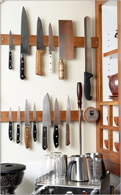 Magnetic Knife Block