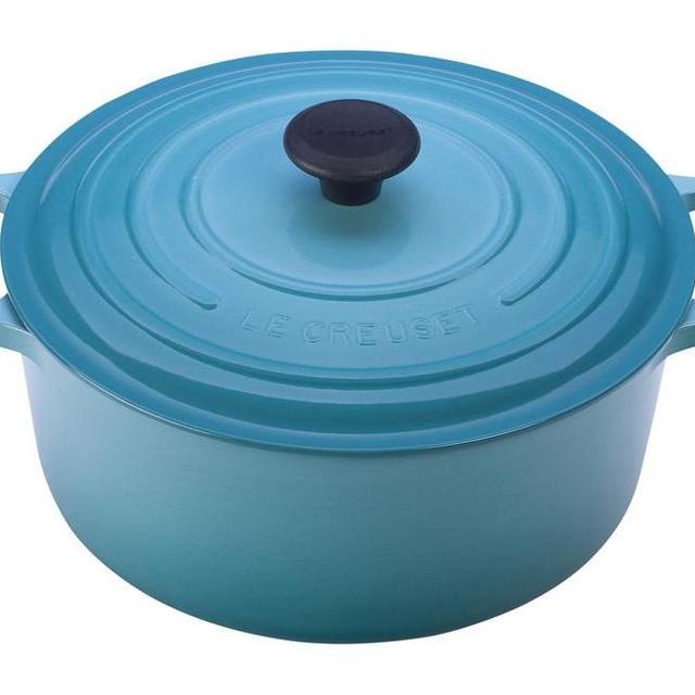 Le Creuset 7 1/4 Qt. Round Dutch Oven
