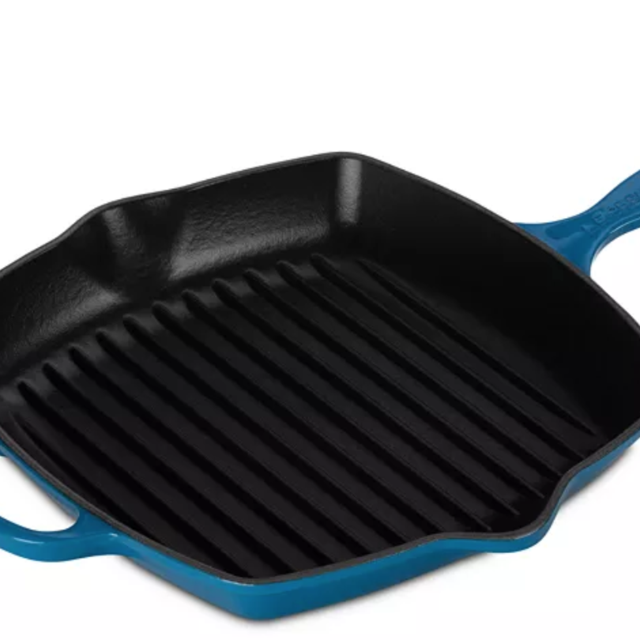 Le Creuset Signature Square Grill, 10.25"