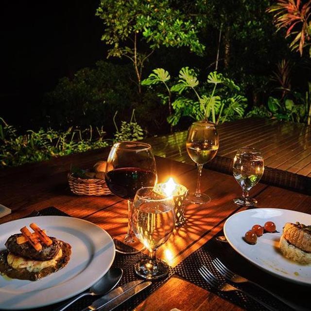 Dinner Dates in Costa Rica
