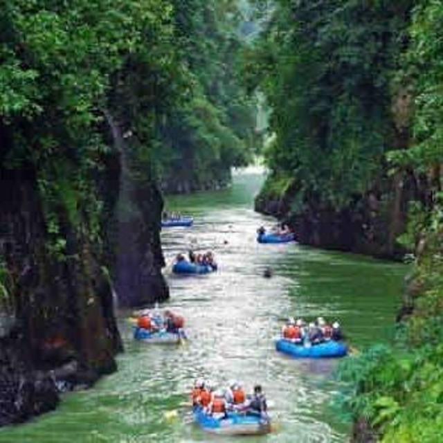 White Water Rafting in Costa Rica