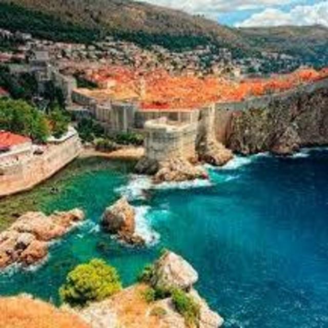 Dubrovnik Cable Ride/ Walking Tour