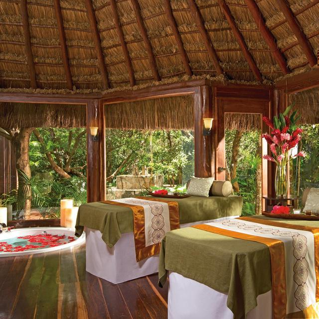 Treehouse 60-Minute Couples Massage