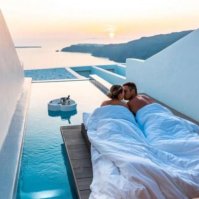 Couples’ Massage in Greece
