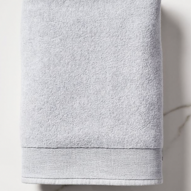 Organic Luxury Fibrosoft™ Towels - Frost Gray Bath Towels
