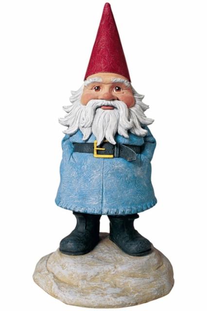 18" Travelocity Roaming Gnome