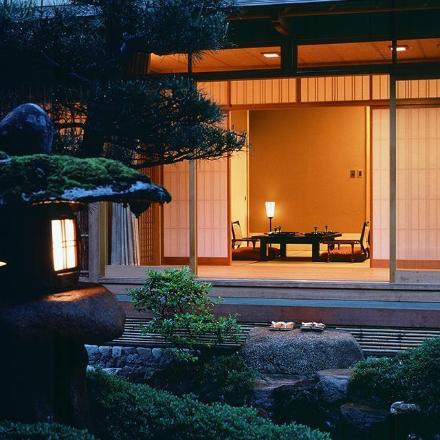 Stay at Nishimuraya Honkan ryokan