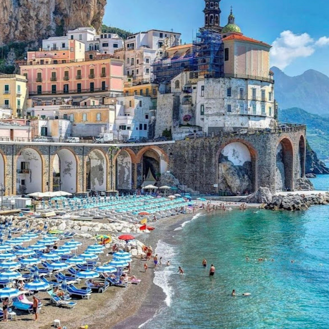 Amalfi Coast and Paris Honeymoon Fund