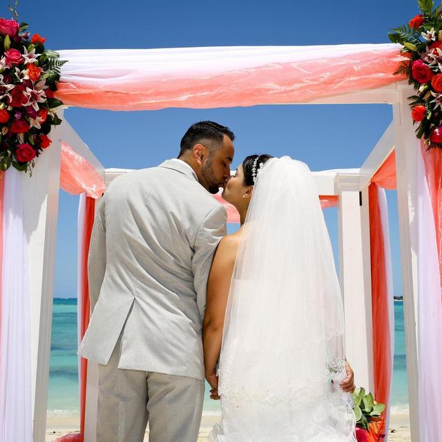 Newlywed Photo Package Contribution