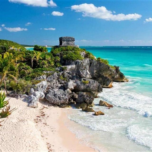 Tulum Ruins for Two