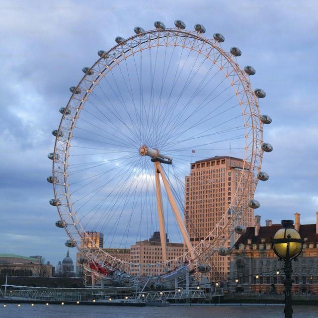 Paseo en el Río Támesis y London Eye