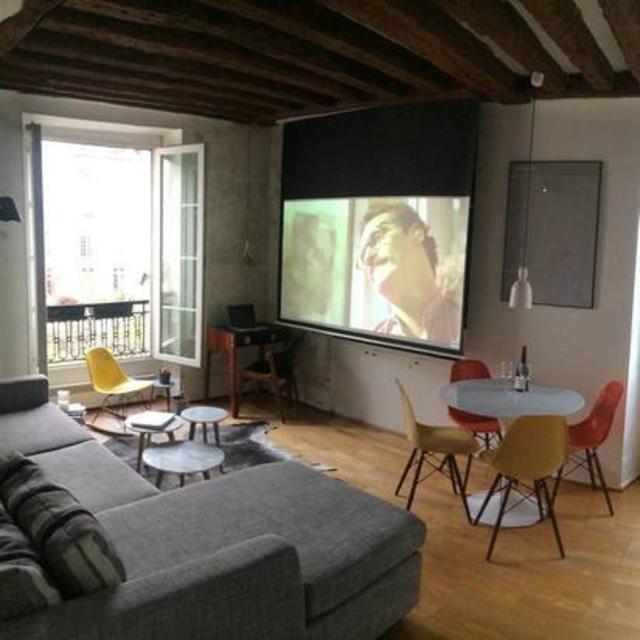 Charming Flat in Paris (Night 5)