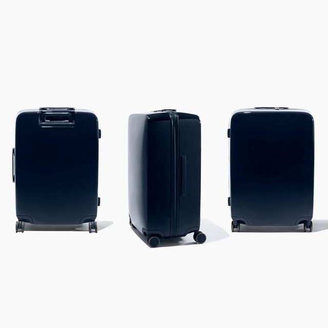 Raden A 28 suitcase in NAVY