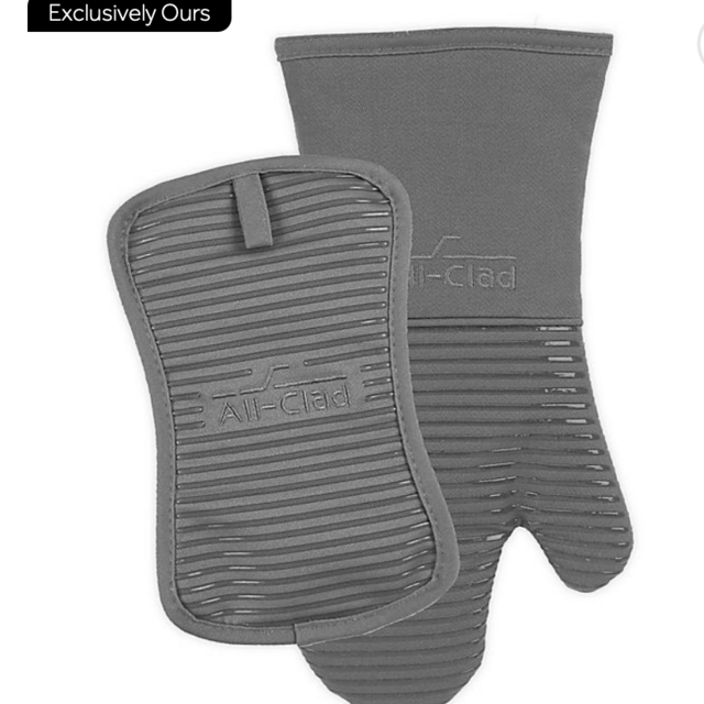All-Clad 2-Piece Silicone Oven Mitt and Pot Holder Set in Pewter
