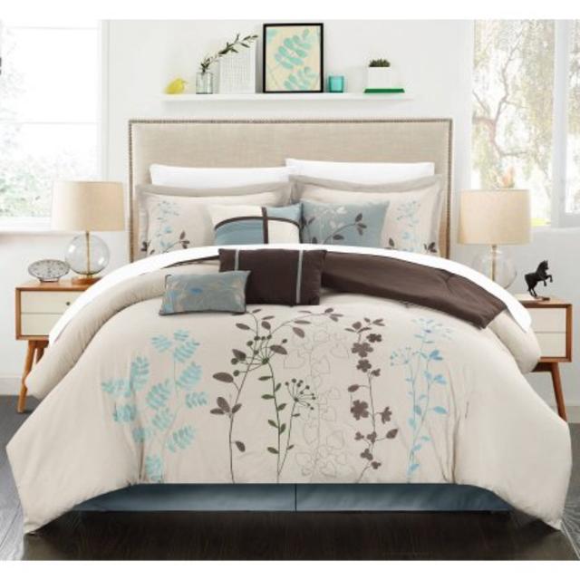 Fortuno 8-Piece Bedding Comforter Set