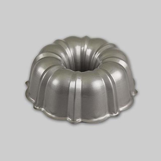 Essential Home Bundt Pan
