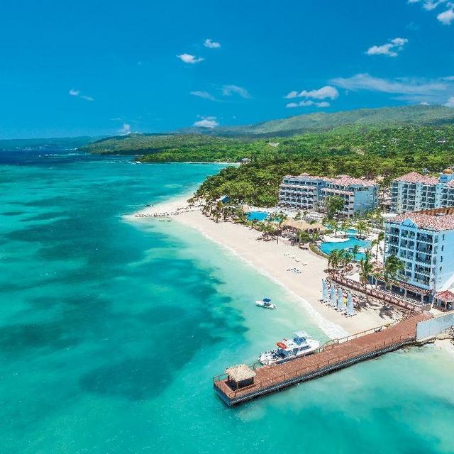 Honeymoon Resort