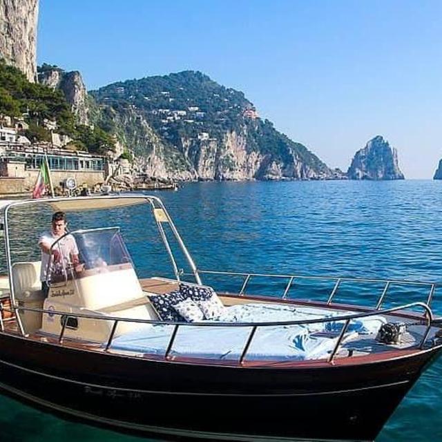 Honeymoon - Capri Boat Tour
