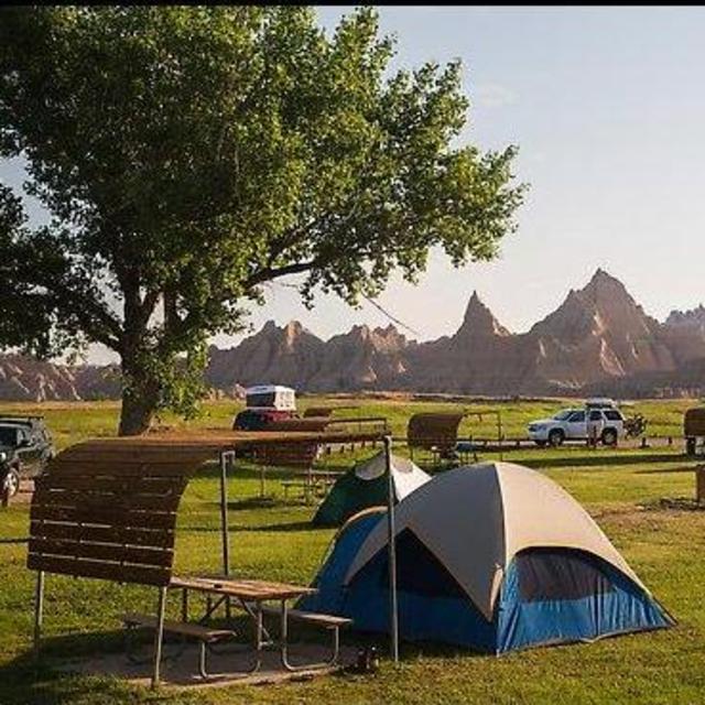 Badlands Camping
