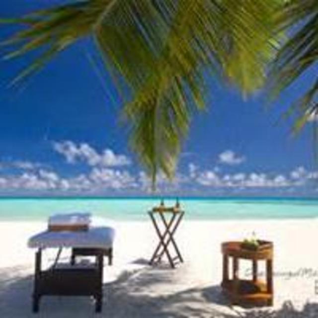 1 Hour Massage on the Beach for the Bride