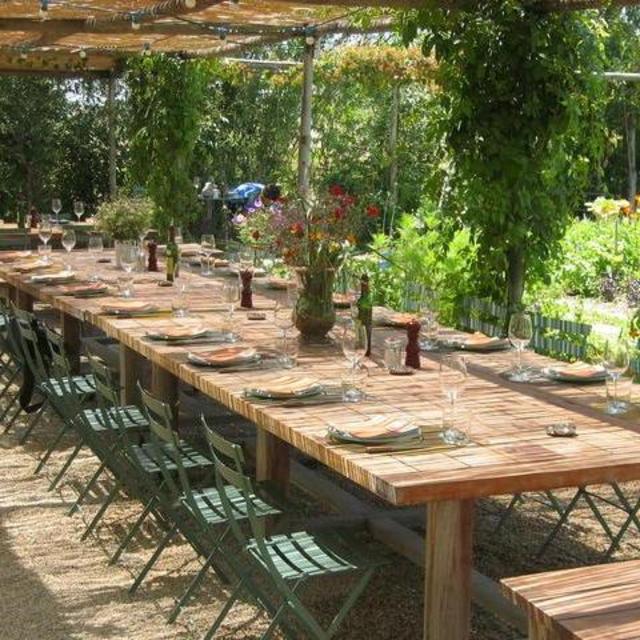 Lunch in Arles, at La Chassagnette, and La Villa des Alyscamps