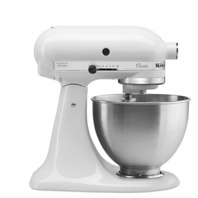 Classic™ Series 4.5 Quart Tilt-Head Stand Mixer
