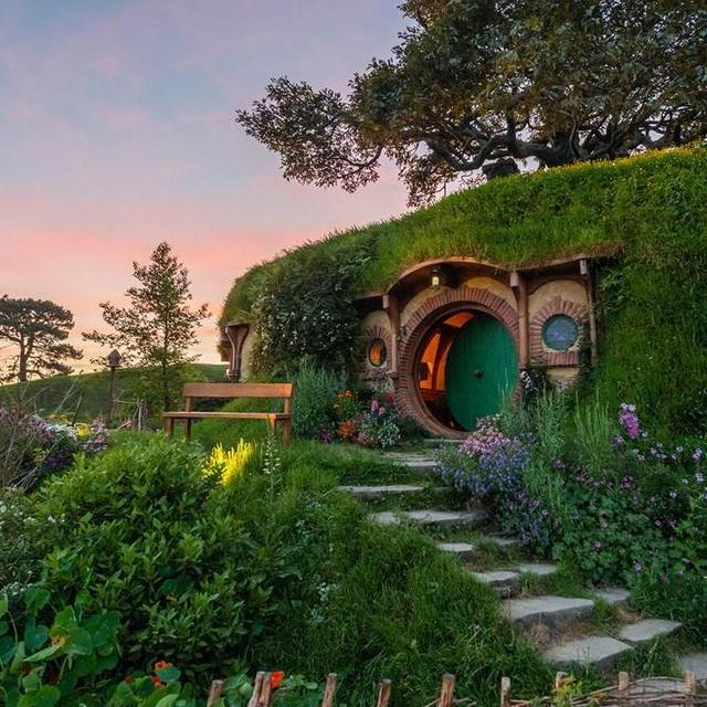 Hobbiton Tour