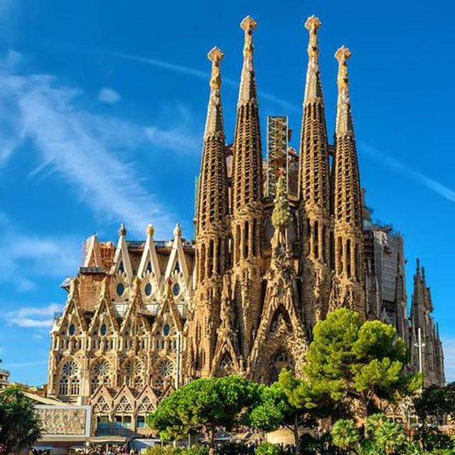 Tour of Basilica of the Sagrada Familia, Barcelona