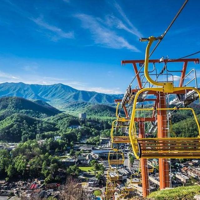 Tickets to the Gatlinburg Skylift Park with Lunch at Tennessee Jed's