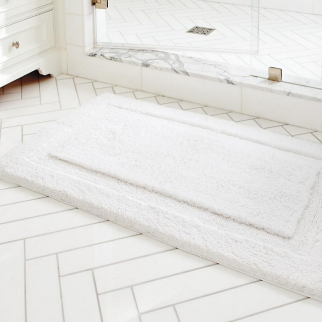 Bath Rug (White - 24x40)