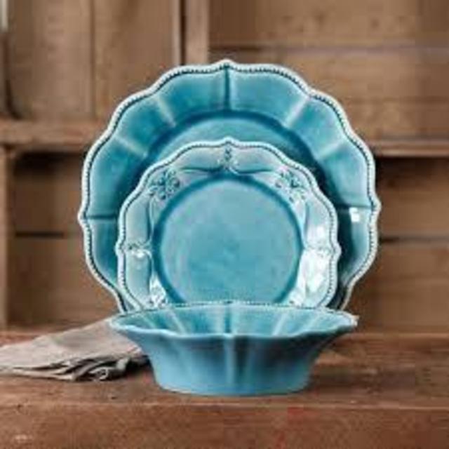 Casual Dinnerware
