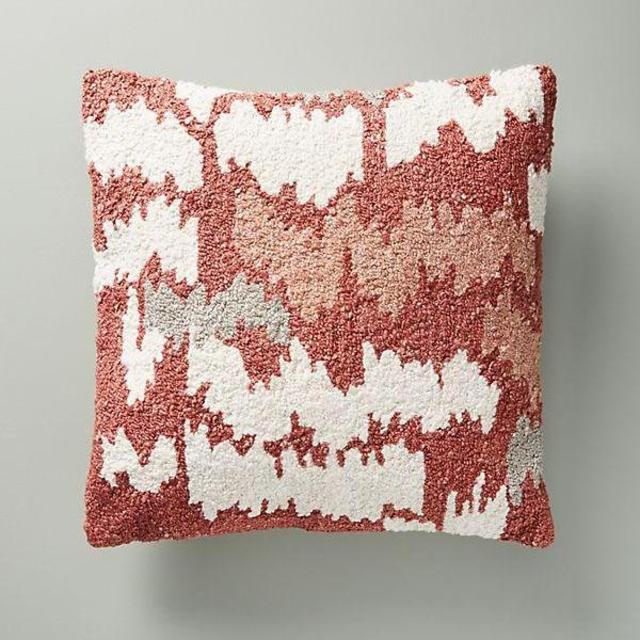 Tufted Jordana Pillow