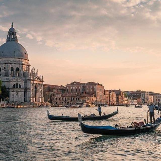 Honeymoon: Plane Tickets to Venice Italy